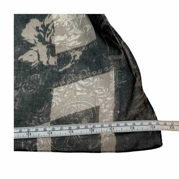 Lightweight🌺 Taupe Scarf Rectangular Geometric Pattern - Picture 3 of 5